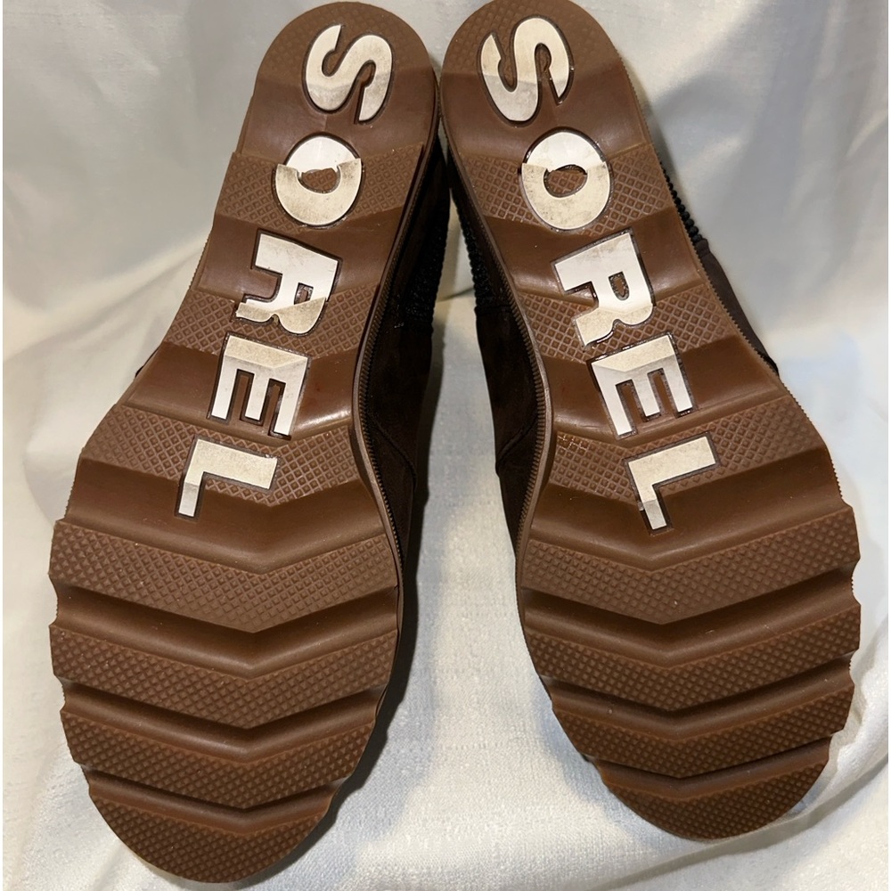Sorel Joan of Arc Chelsea Wedge Boots Size 9.5